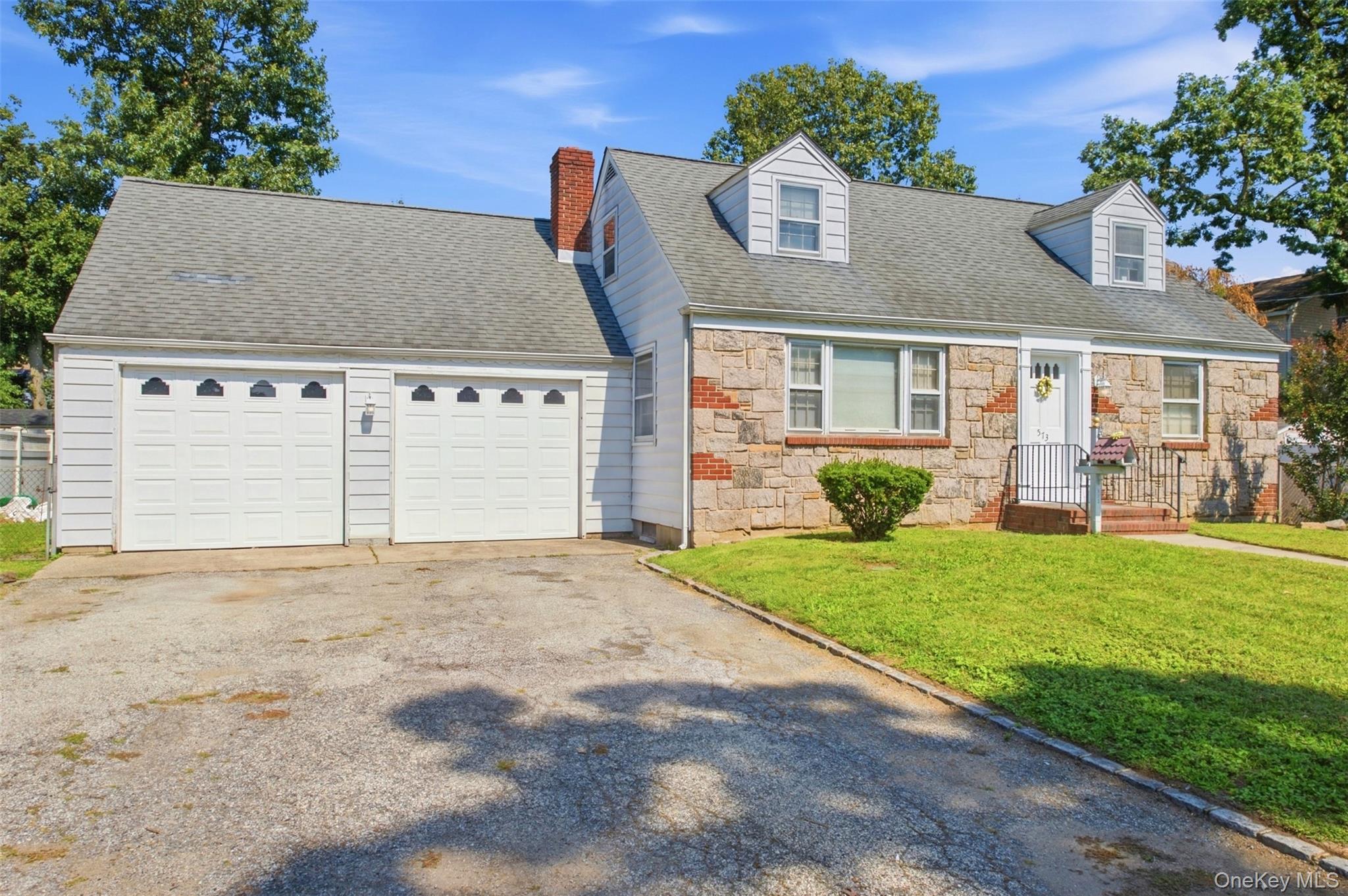 573 Grove Place