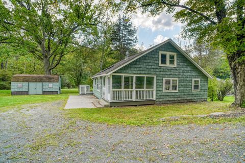 Photo of 54 Lime Kiln Road, Port Jervis, NY 12771 (MLS # 929663) Photo of 54 Lime Kiln Road, Port Jervis, NY 12771 (MLS # 929663)