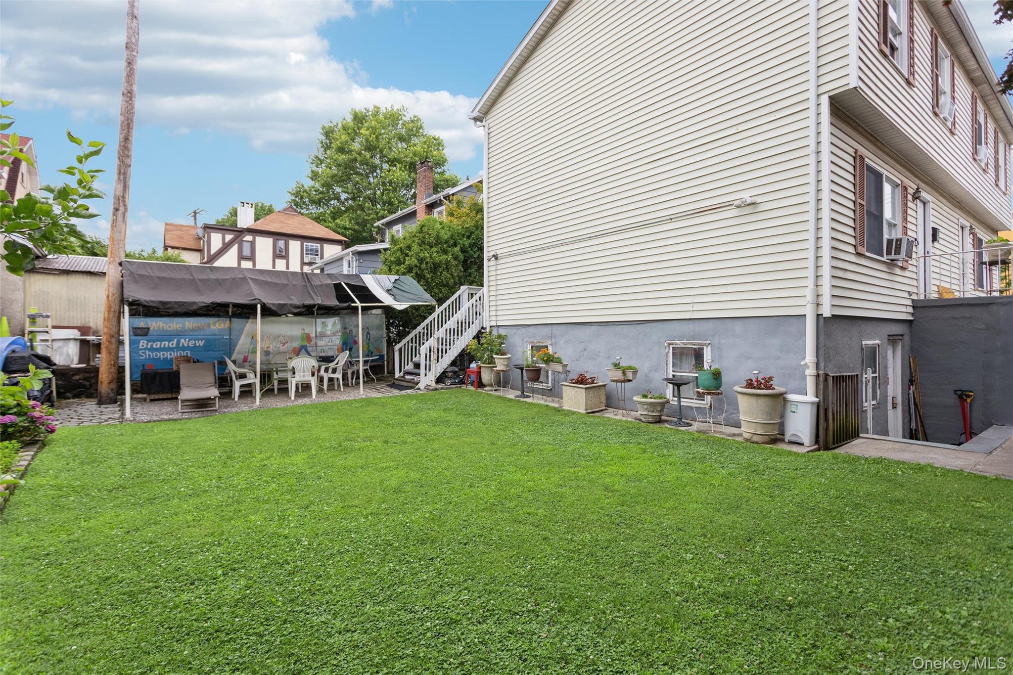 148 Lincoln Avenue