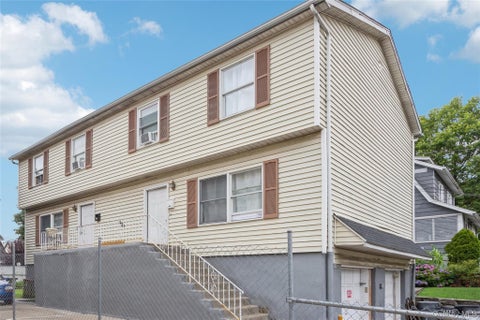 Multifamily For Sale - 148 Lincoln Avenue<br/> New Rochelle, NY 10801
