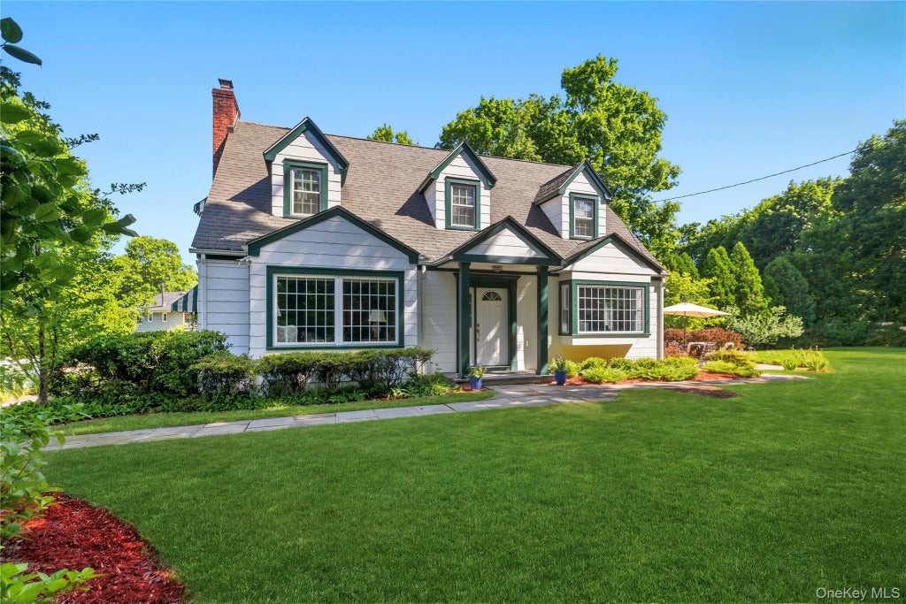 Photo of 3 Chappaqua Road, Briarcliff Manor, NY 10510 (MLS # 1023977)
