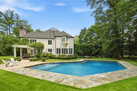 Homes For Sale - 16 Hampton Road<br/> Westchester County, Purchase, NY 10577