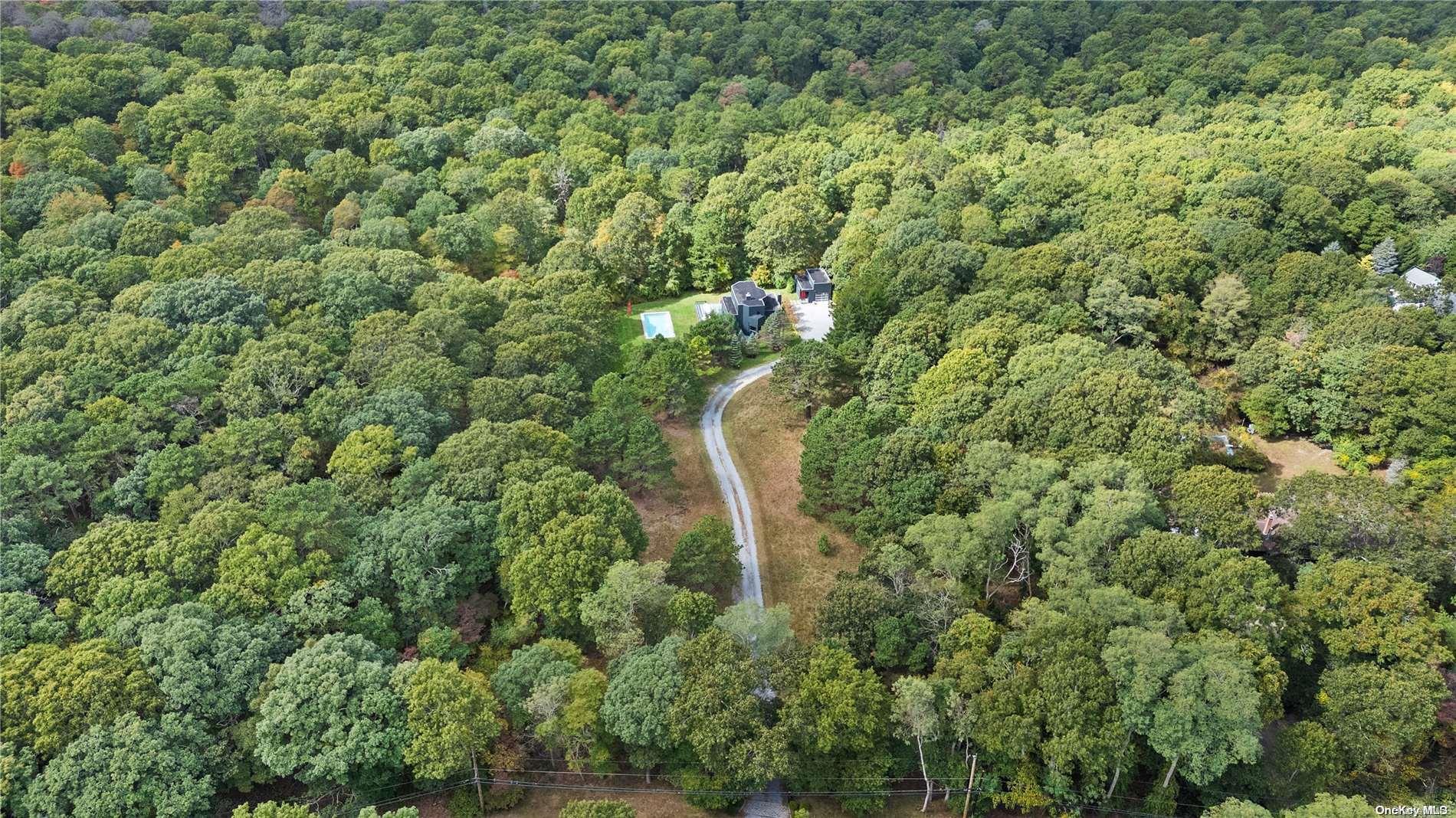 707 Pleasure Drive, Flanders, New York image 4