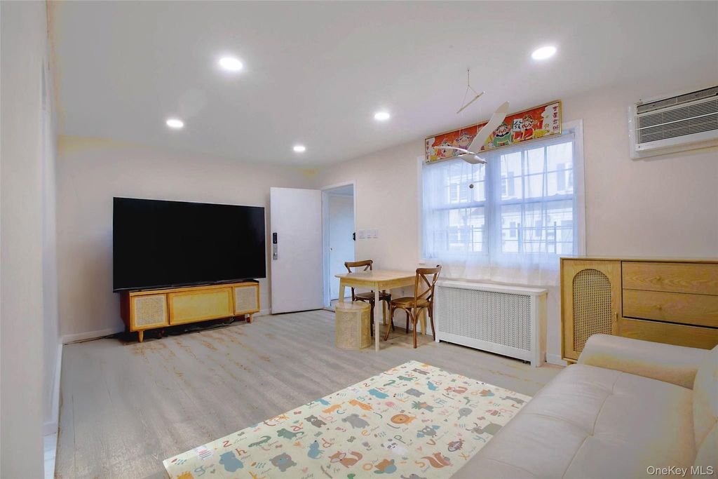 Photo of 64-55 Springfield Boulevard #6455, Oakland Gardens, NY 11364 (MLS # 953347)