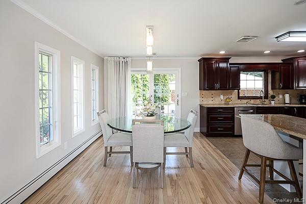 Plainview, New York 11803, United States, 3 Bedrooms Bedrooms, ,2 BathroomsBathrooms,Residential,Active,185595