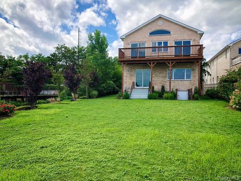 Homes For Sale - 150-129 Powells Cove Boulevard<br/> Whitestone, NY 11357