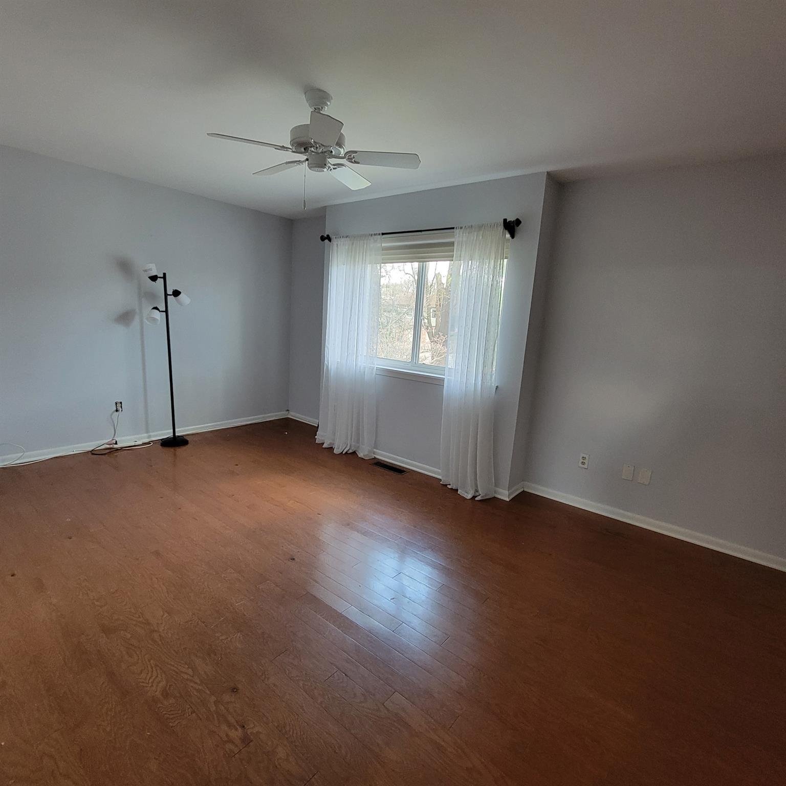 92 Casper Court, Port Chester, New York image 19