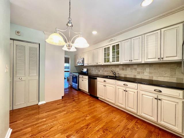 92 N Casper Court, Port Chester, New York image 4
