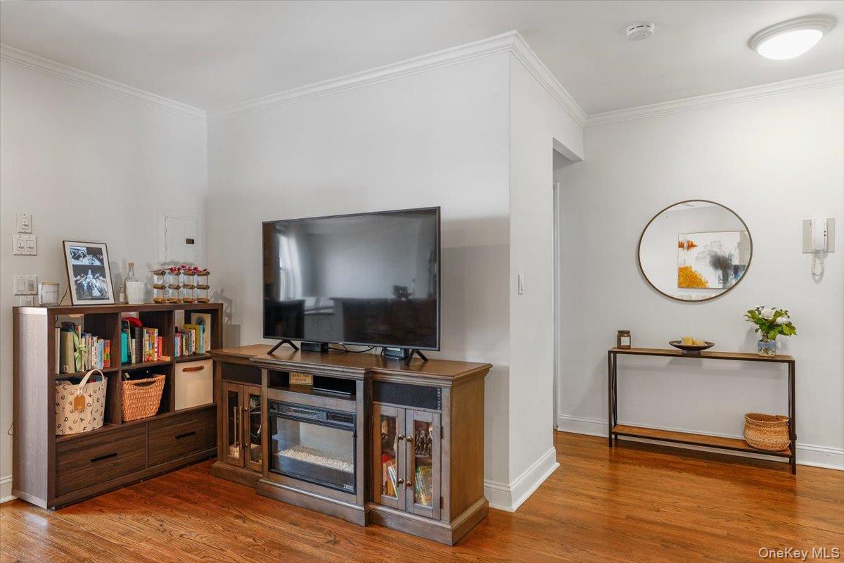 1255 North Avenue 6N