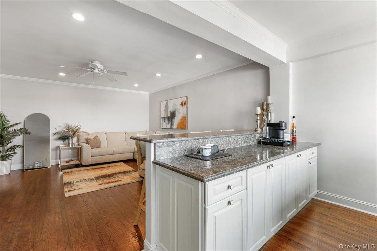 1255 North Avenue 6N