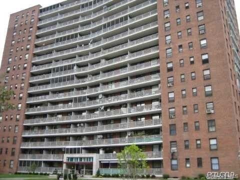 Homes For Sale - 61-45 98th Street #2C<br/> Rego Park, NY 11374