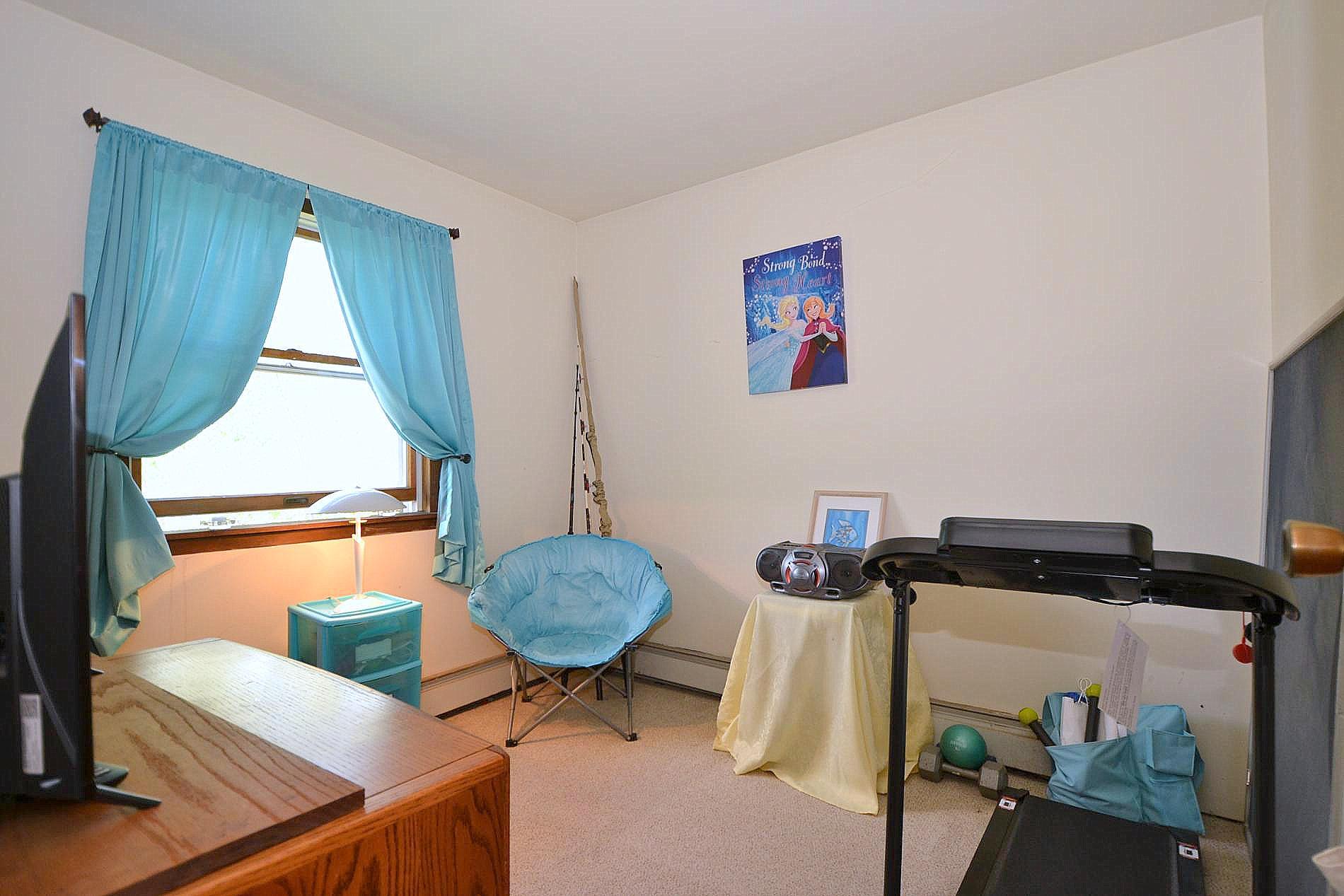 21 Northern Boulevard, Shirley, New York image 18