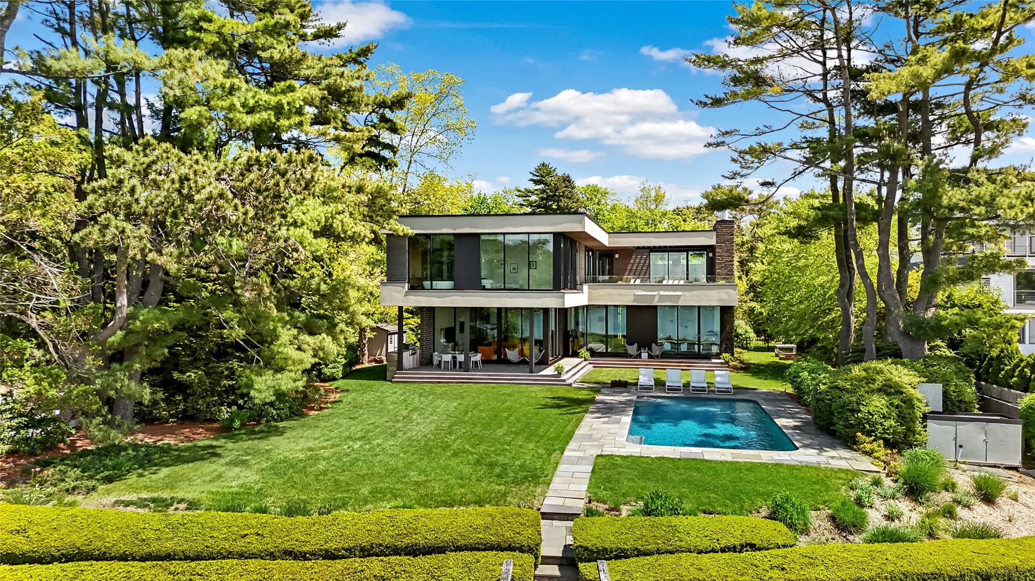 1064 Bay Head Drive, Mamaroneck, New York image 36