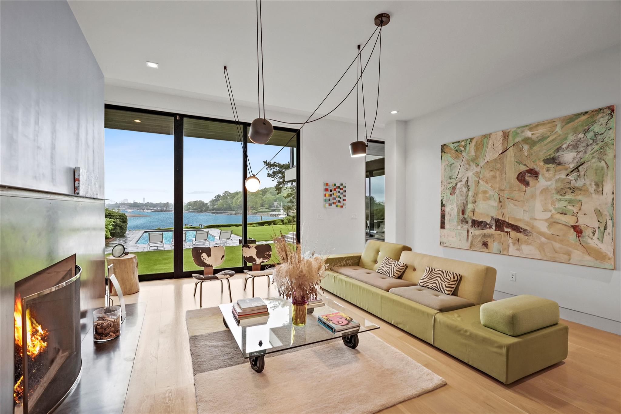1064 Bay Head Drive, Mamaroneck, New York image 13
