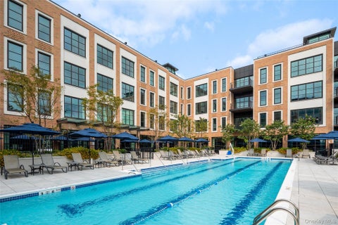 Condo For Rent - 100 Garvies Point Road #1329<br/> Nassau County, Glen Cove, NY 11542