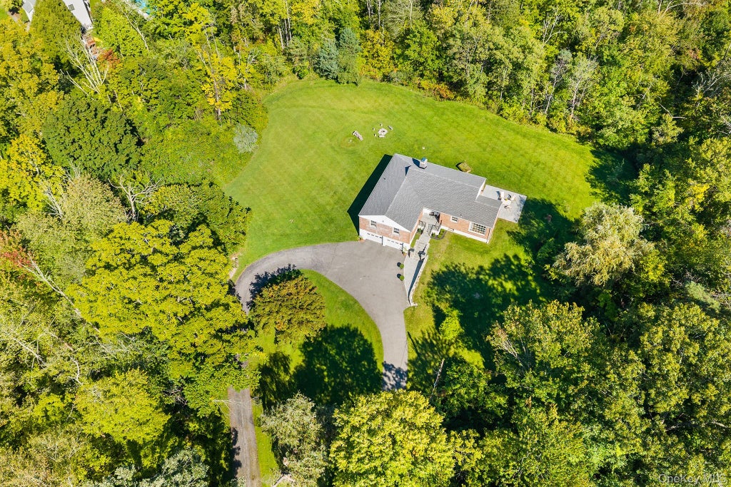 Photo of 14 Lake Road, Katonah, NY 10536 (MLS # 1048581)