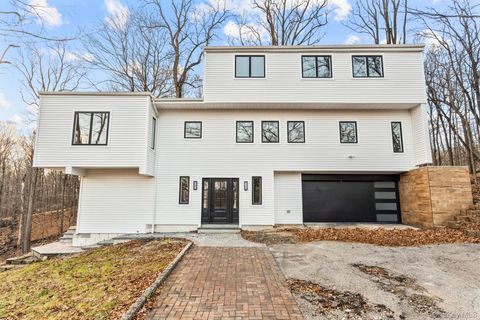 21 Pheasant Drive Armonk NY 10504