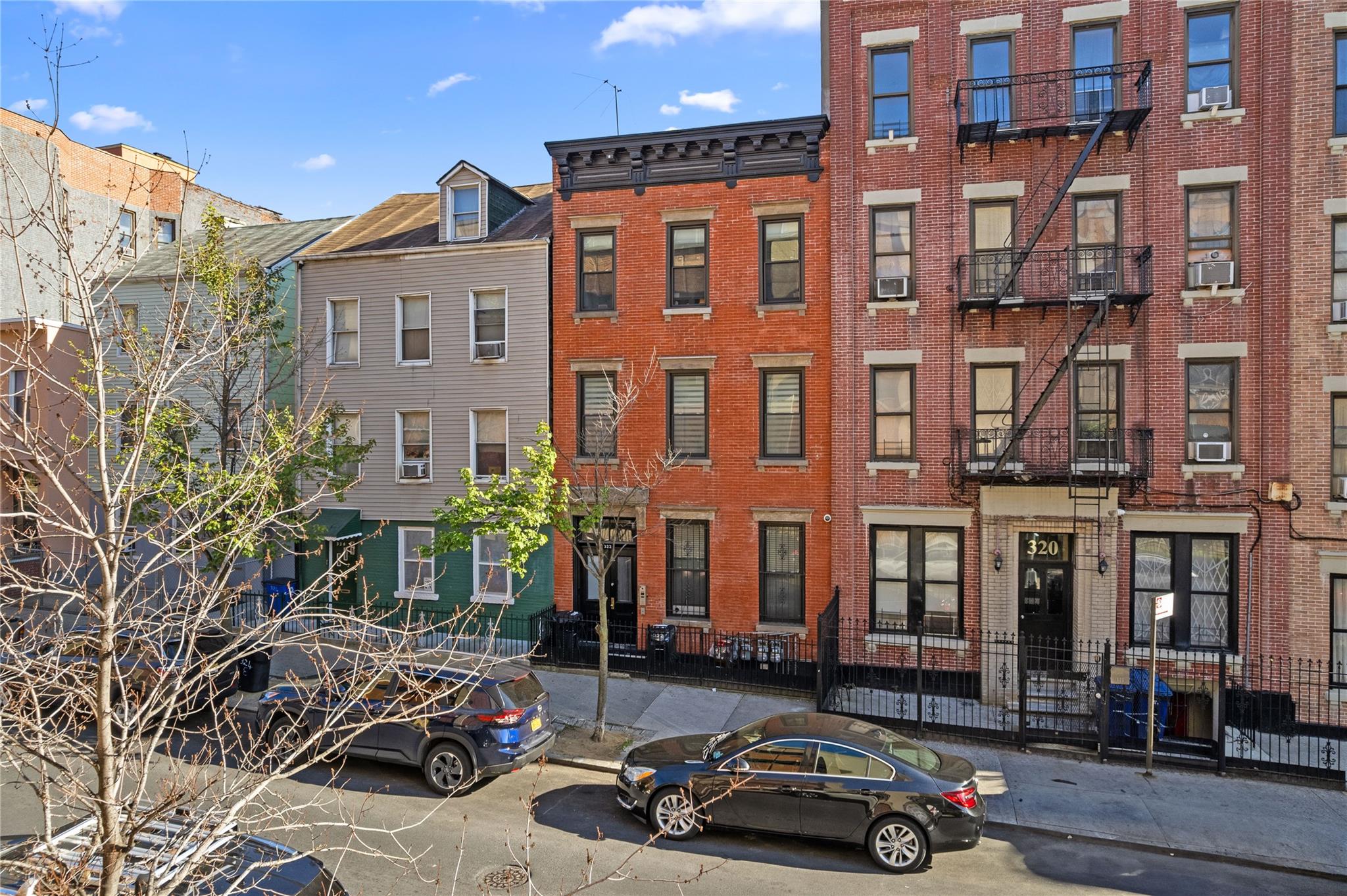 322 E 151st Street