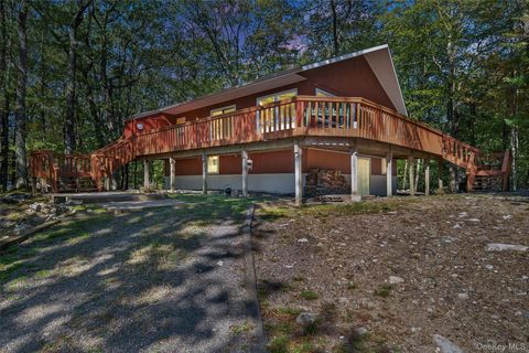Photo of 75 Pebble Path, Rock Hill, NY 12775 (MLS # 914621)