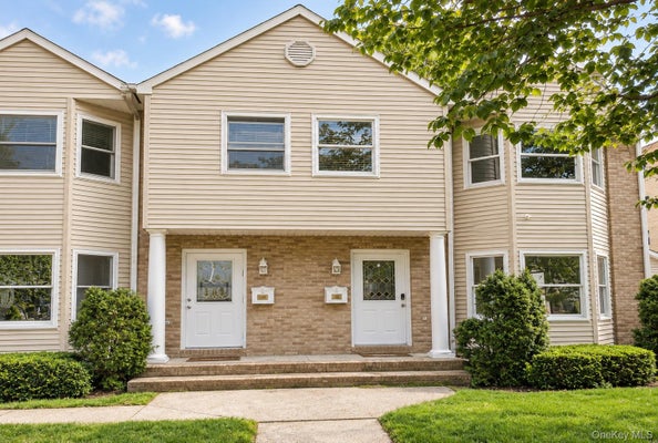 239 CLEVELAND AVE, MINEOLA, NY 11501 - Image 5ecc91b224134bf50e2f5ca37be71adf/3567541474