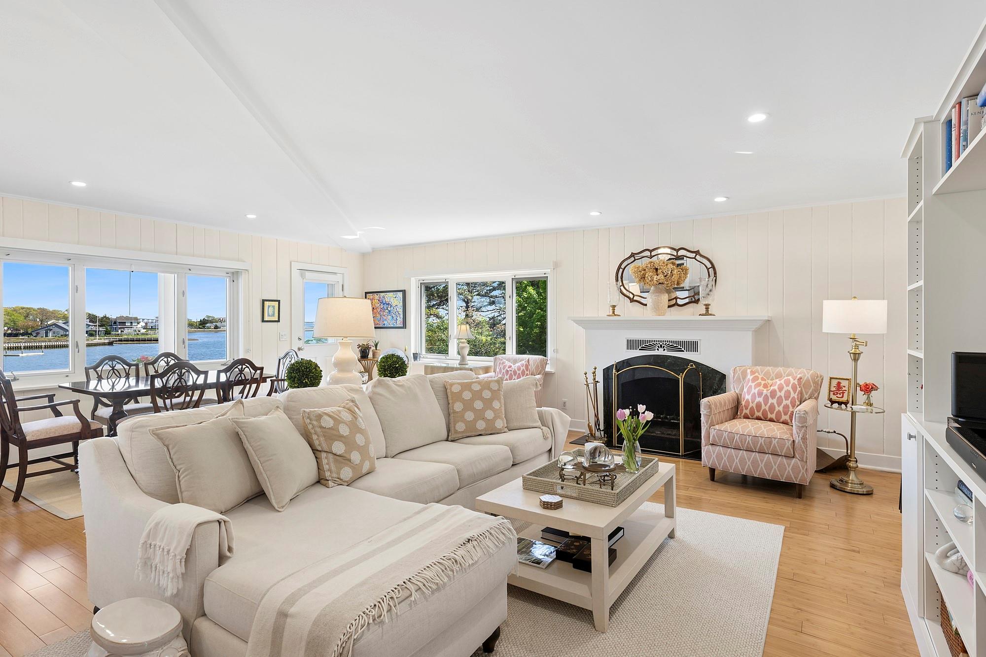 47 Rampasture Road #APT. M, Hampton Bays, New York image 2