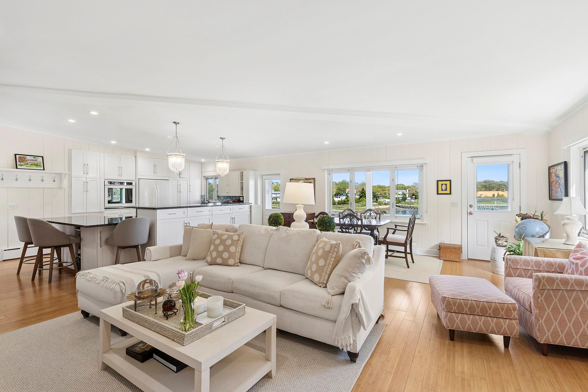 47 Rampasture Road #APT. M, Hampton Bays, New York image 7
