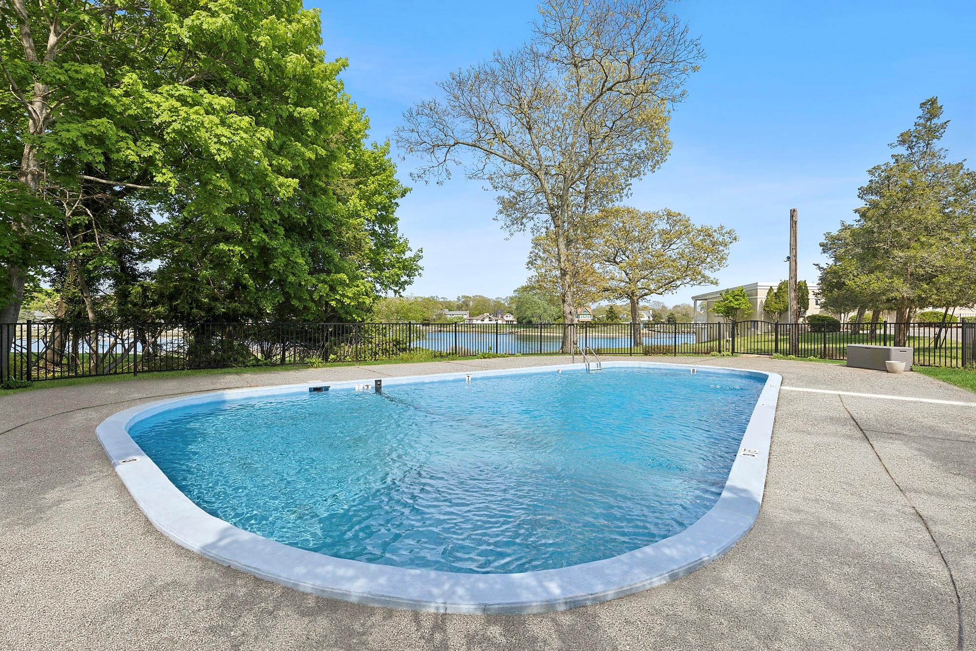 47 Rampasture Road #APT. M, Hampton Bays, New York image 17