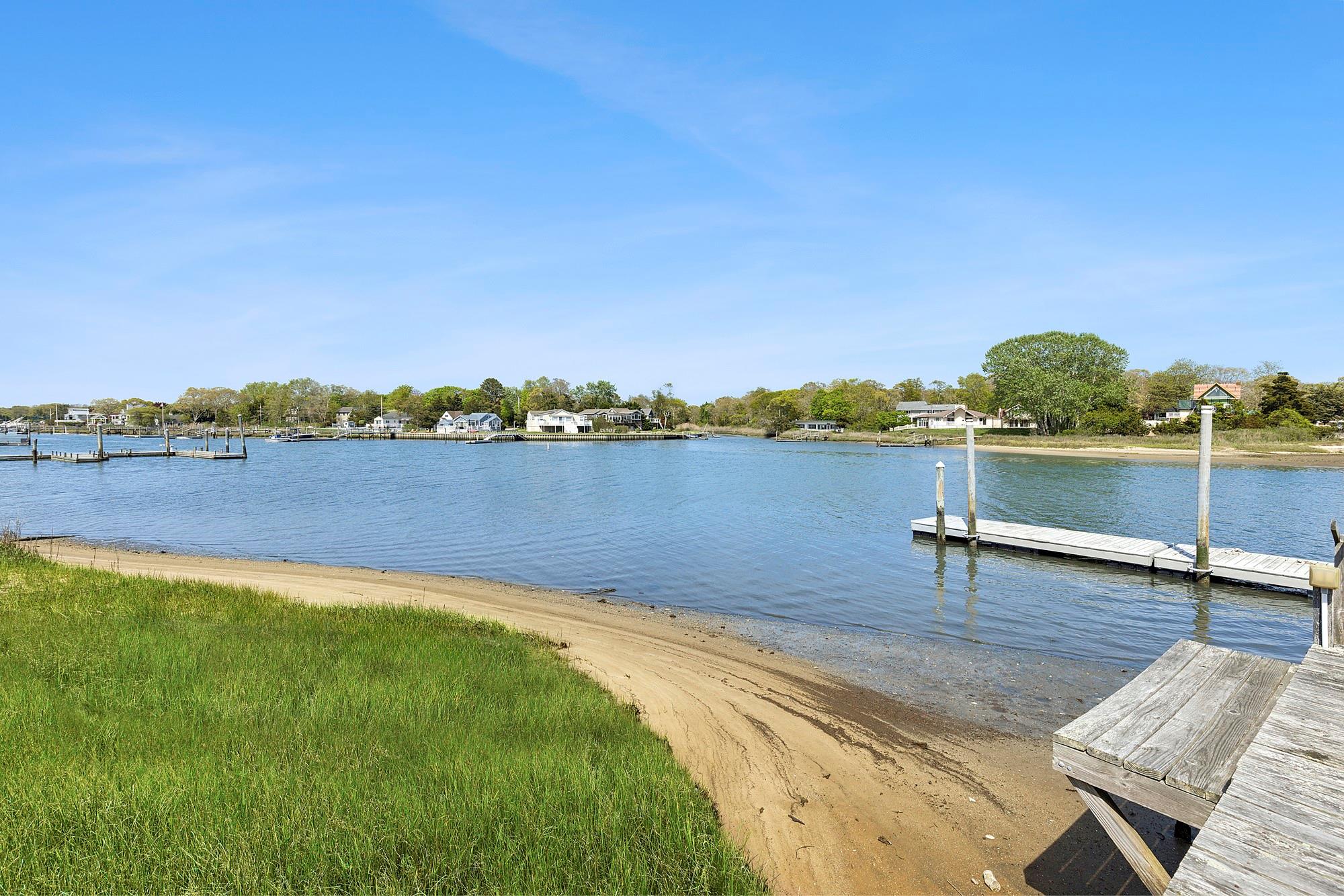 47 Rampasture Road #APT. M, Hampton Bays, New York image 14