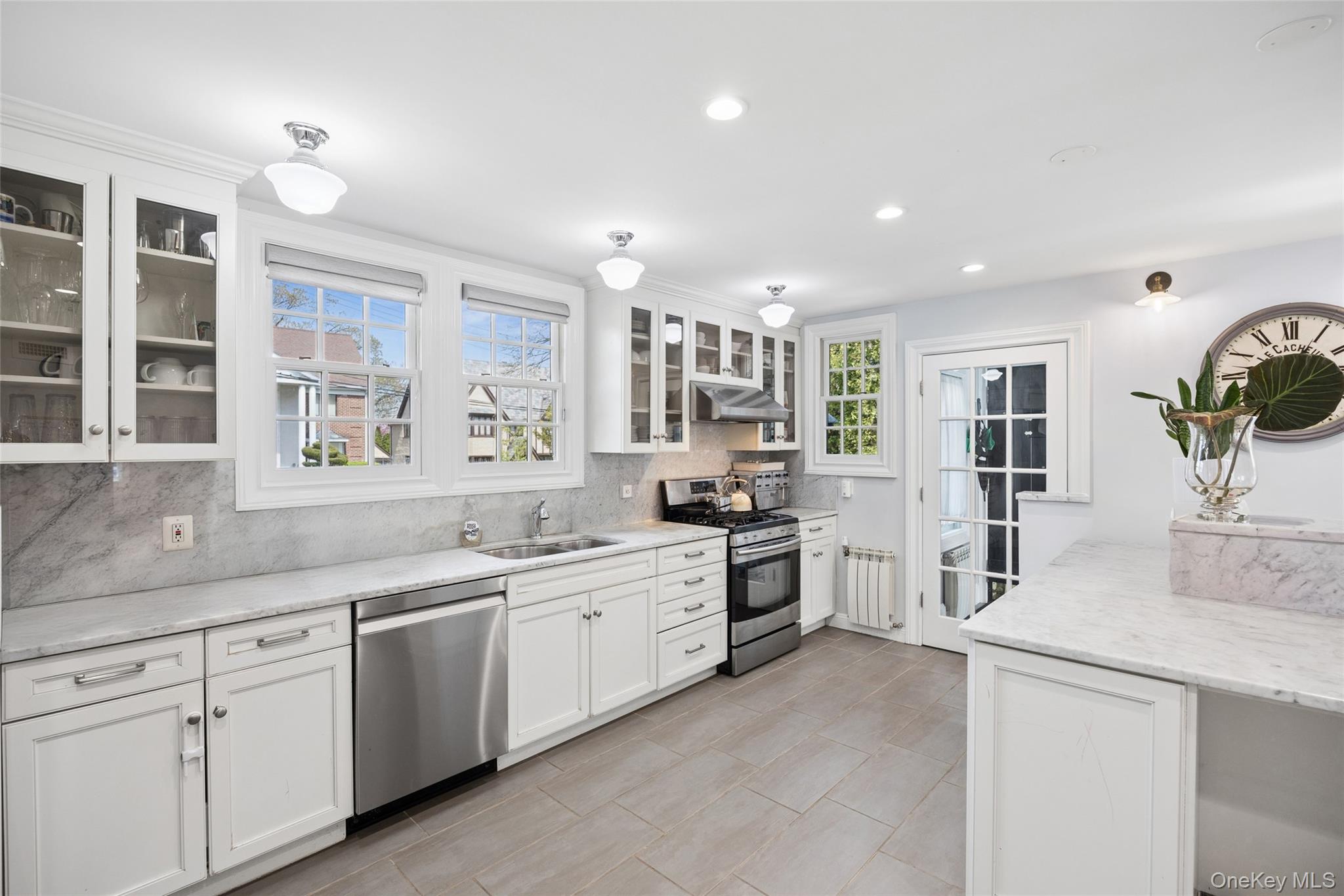216 Beverly Road