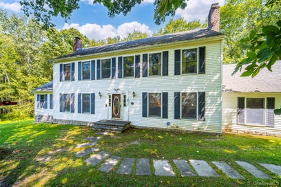 5 Red Fox Run Chester NY 10918