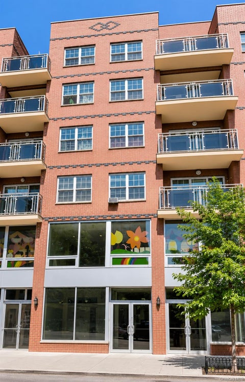 Condo For Rent - 35-19 Leavitt Street #4J<br/> Flushing, NY 11354