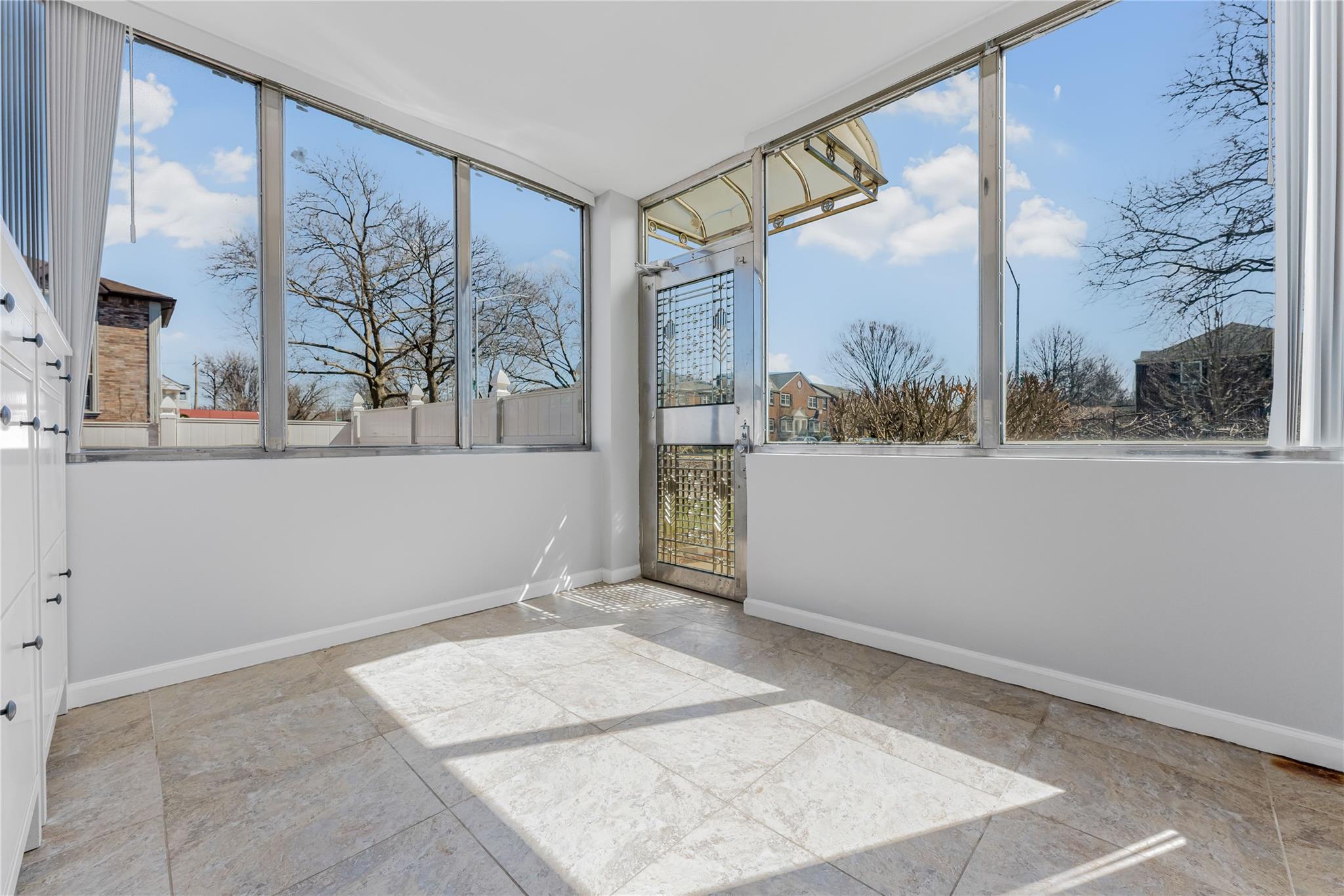 21417 W 69th Avenue, Oakland Gardens, New York image 11