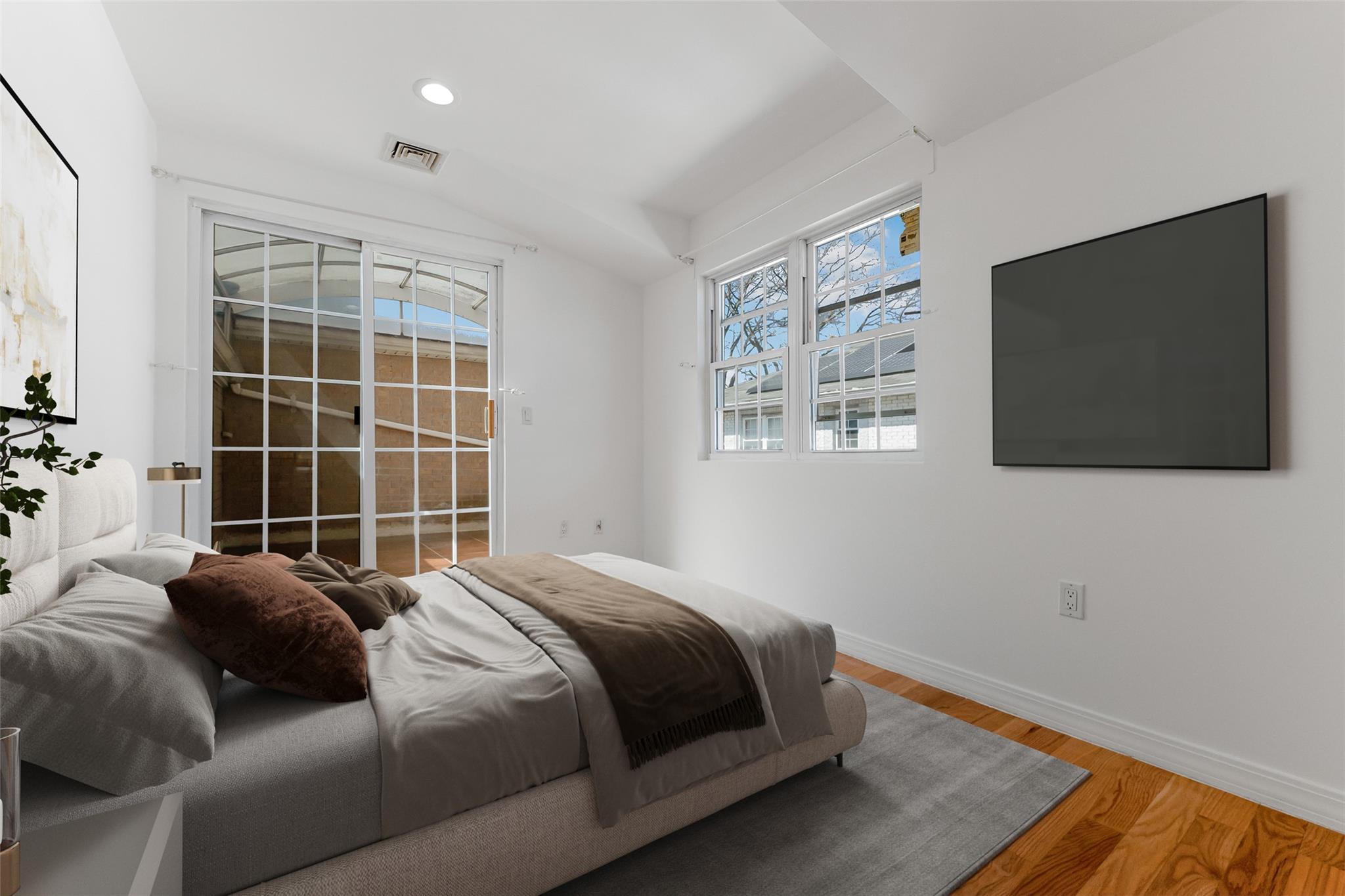 21417 W 69th Avenue, Oakland Gardens, New York image 26