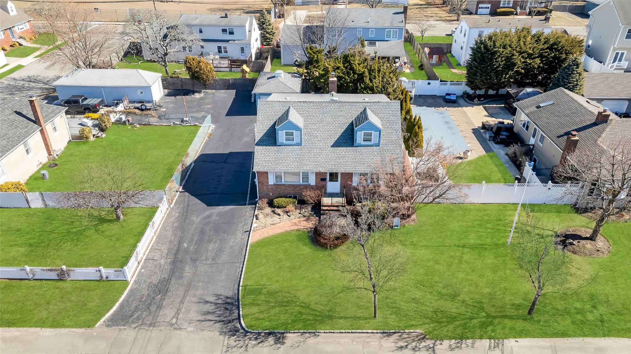 710 South Broadway, Lindenhurst, New York image 7