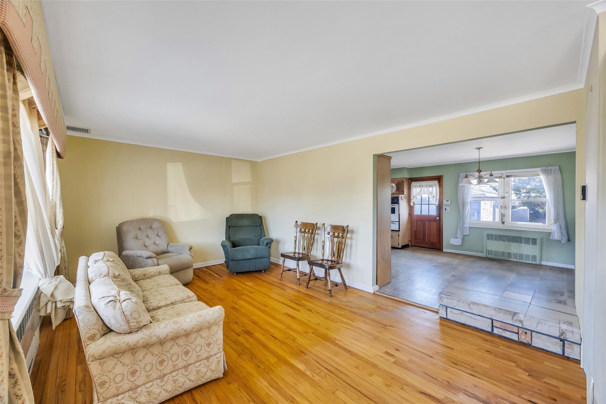 710 South Broadway, Lindenhurst, New York image 17