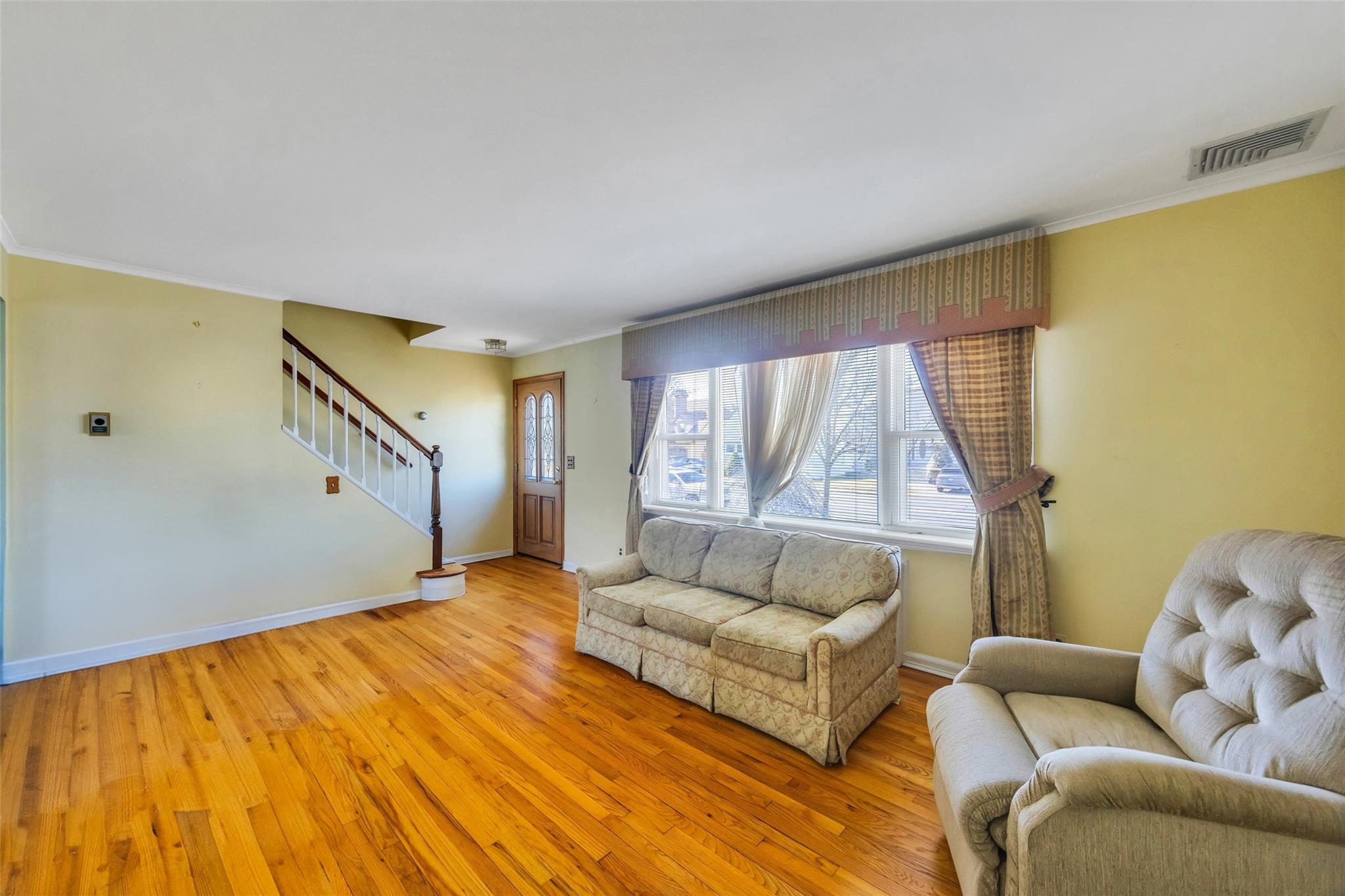 710 South Broadway, Lindenhurst, New York image 19