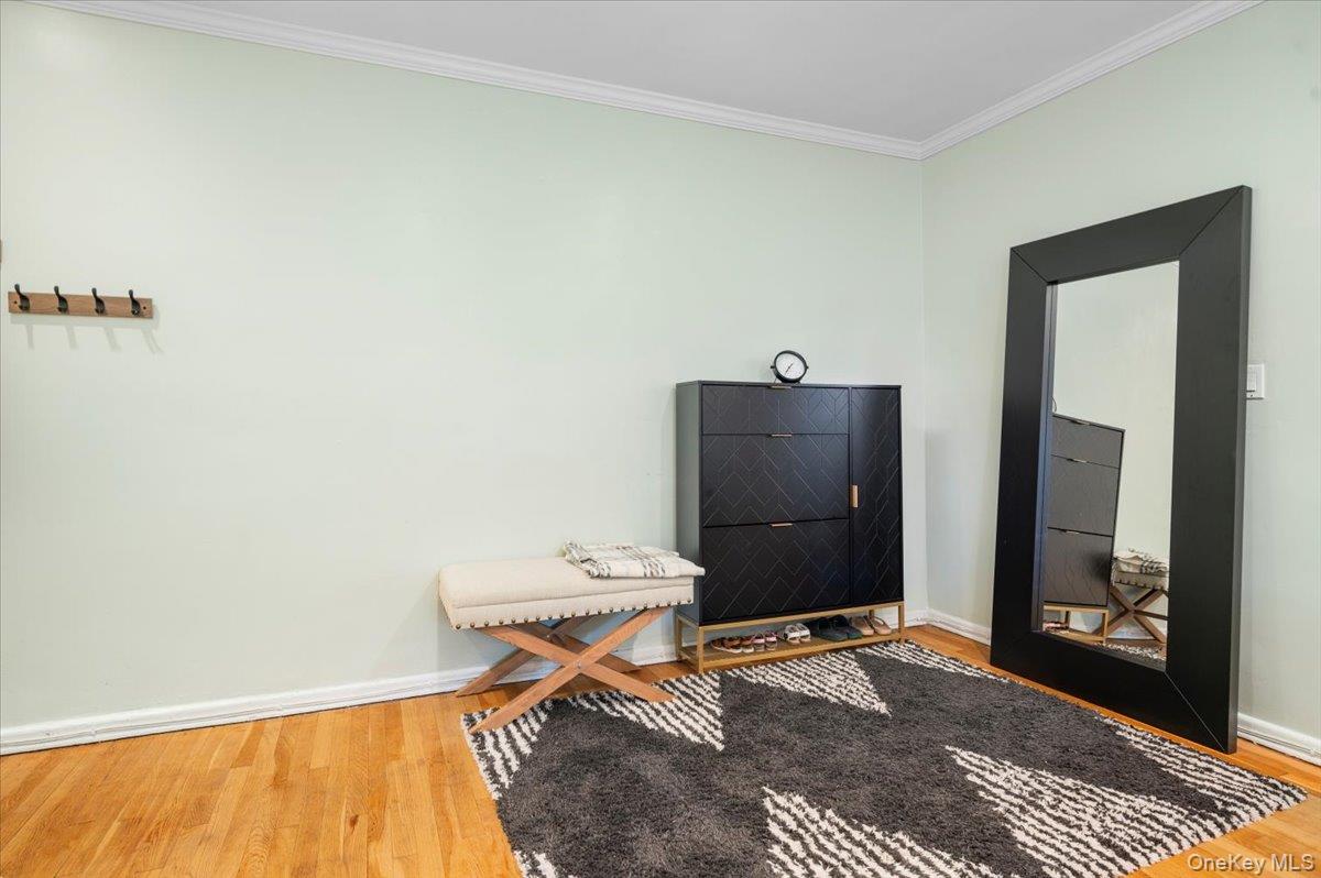 953 W Boston Post Road 3G