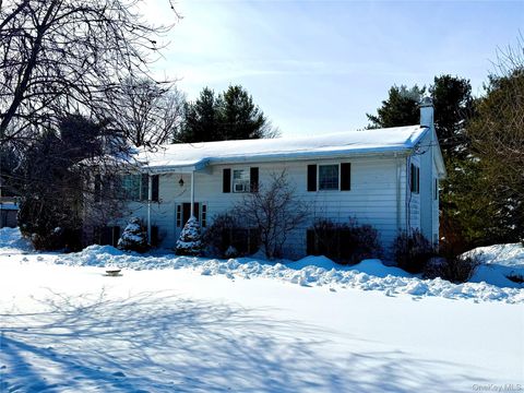 130 Grand Street Highland NY 12528