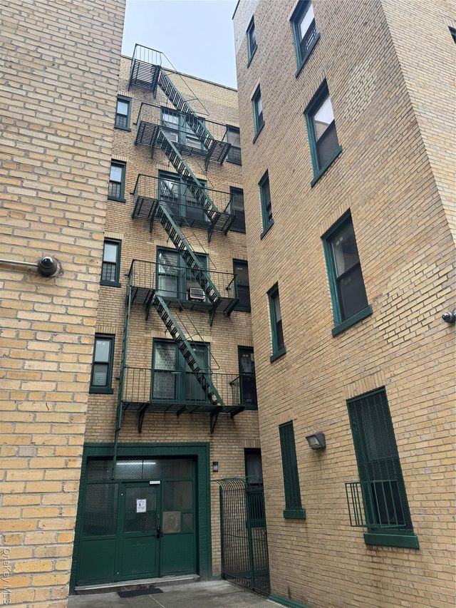 530 E 159th Street 47