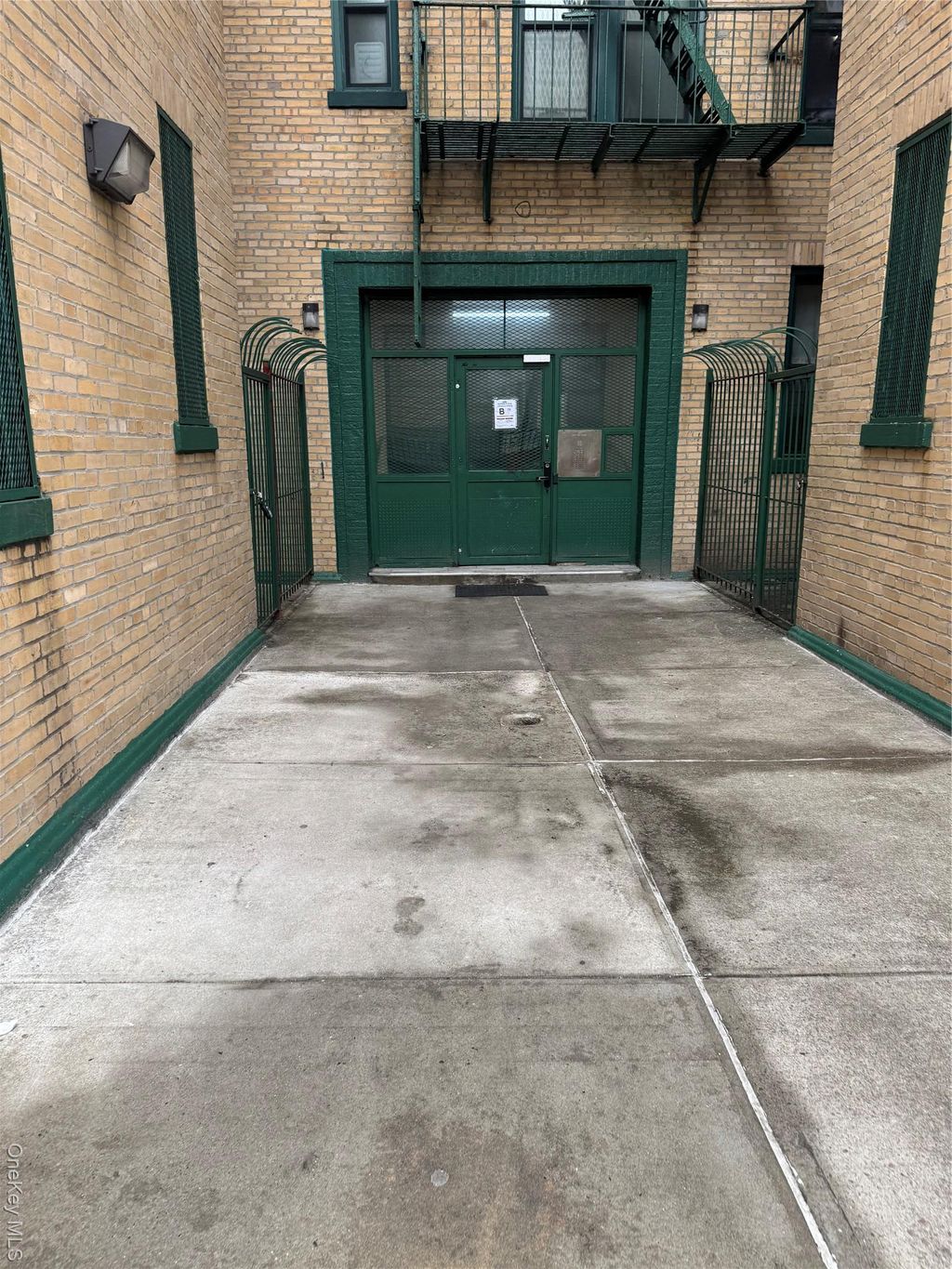 Photo of 530 E 159th Street #47, Bronx, NY 10451 (MLS # 965308)