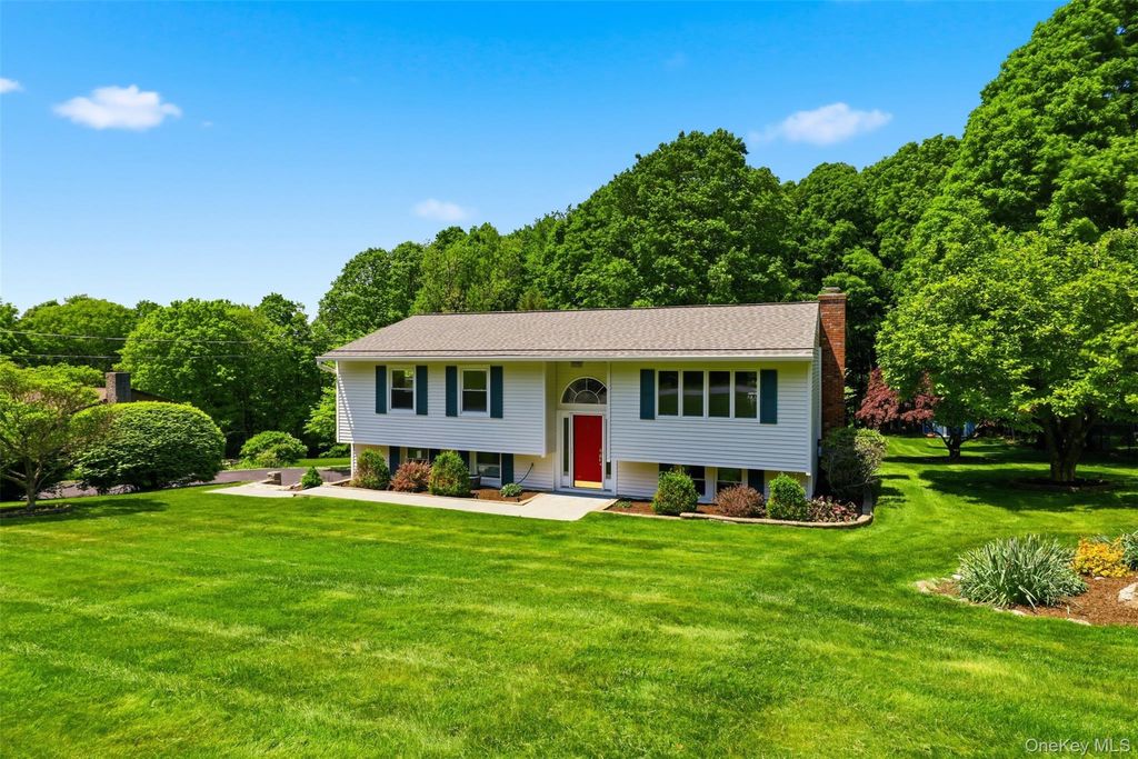 Photo of 9 Wagon Trail Road, Stormville, NY 12582 (MLS # 1001829)
