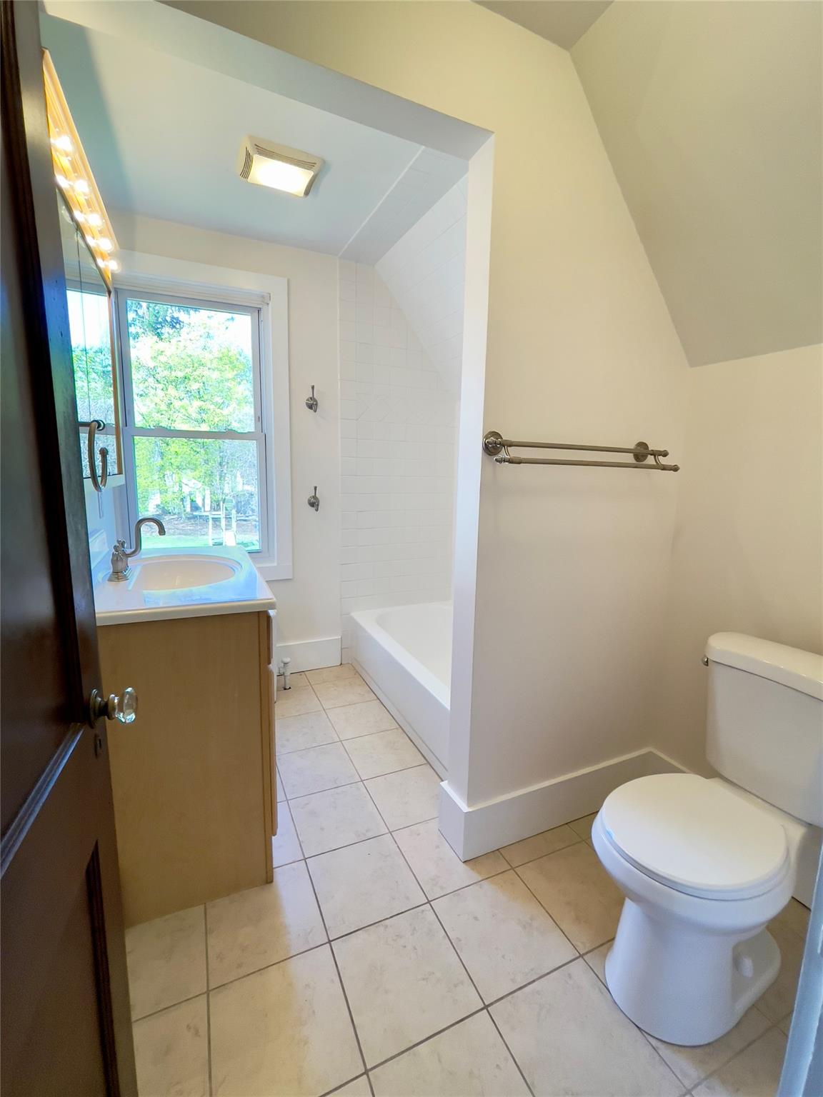 4409 Albany Post Road, Hyde Park, New York image 12