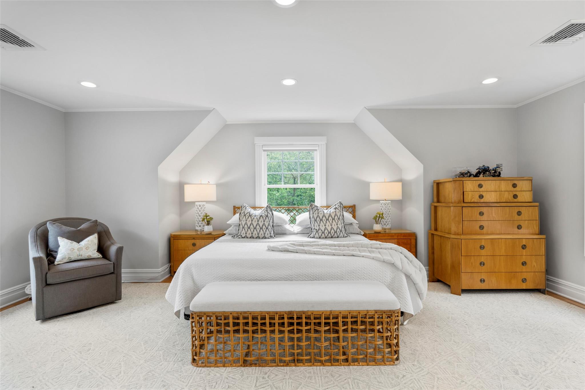 489 Manor Lane, Pelham, New York image 23
