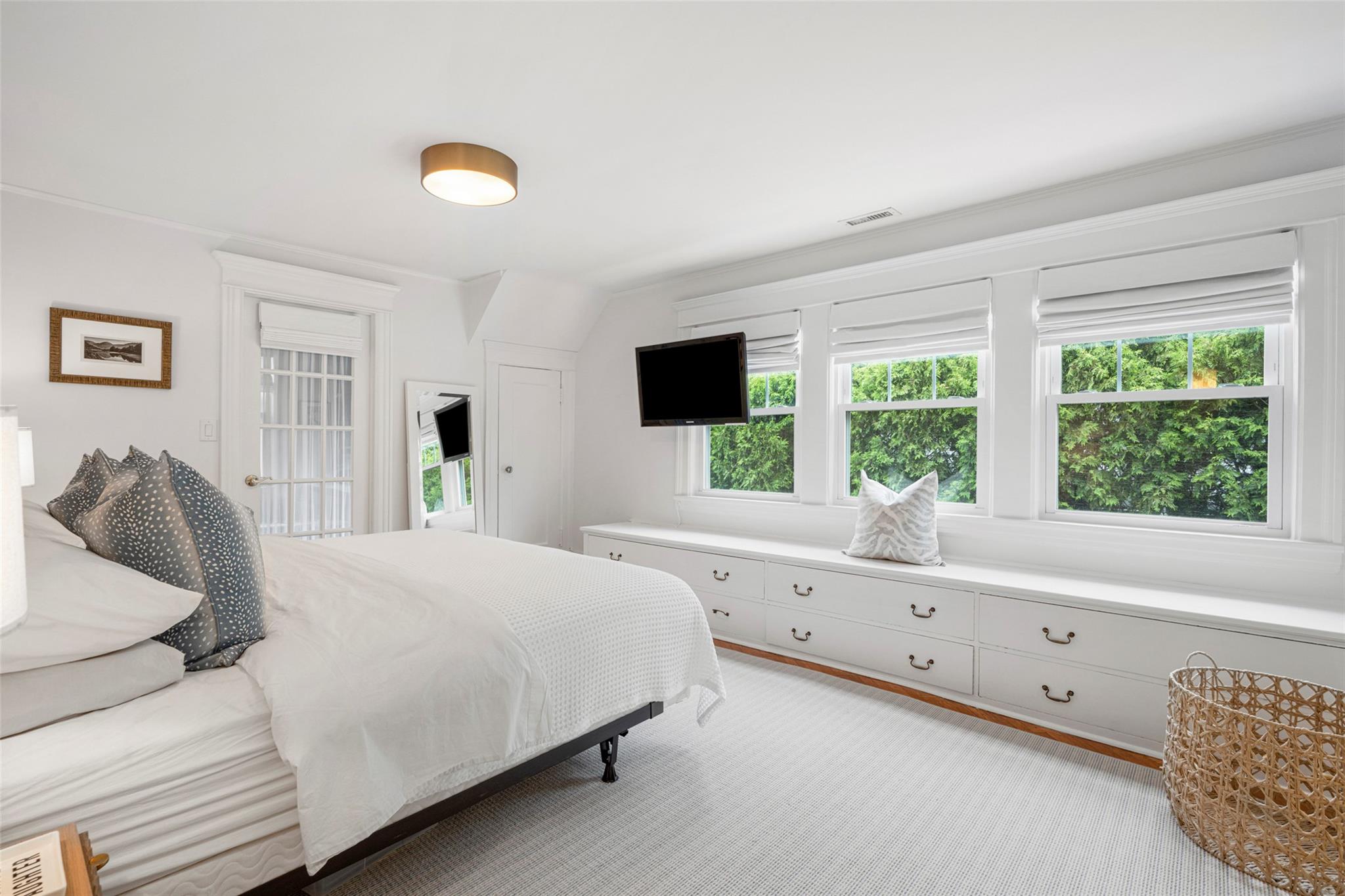 489 Manor Lane, Pelham, New York image 27