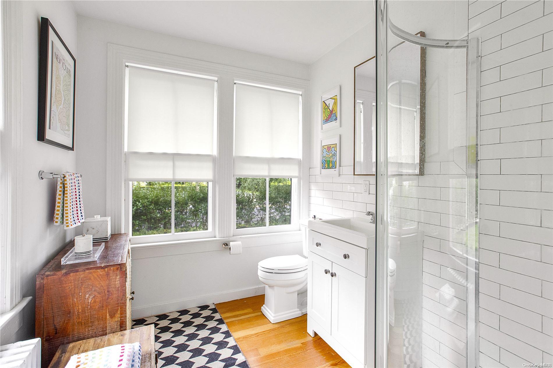 165 S Country Road, Bellport Village, New York image 8