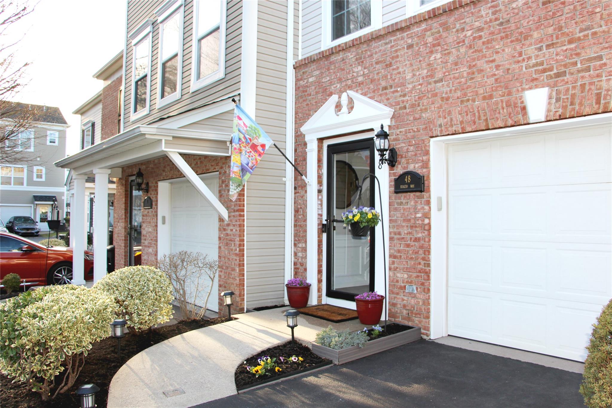 48 Rialto Way, Patchogue, New York image 3