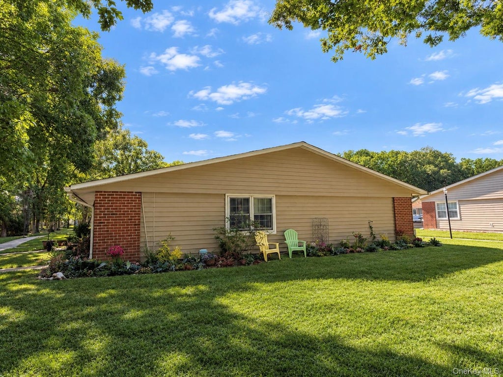Photo of 190 Ventry Court #F, Ridge, NY 11961 (MLS # 1050467)