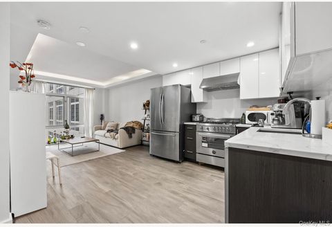 Photo of 97-45 63 Drive Unit #6A Dr, Rego Park, NY 11374 (MLS # 942385)