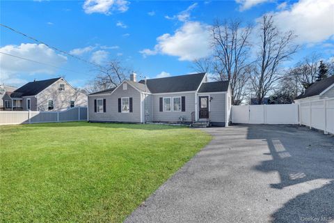 13 Dietz Street, Central Islip, NY 11722 - MLS#: 952326