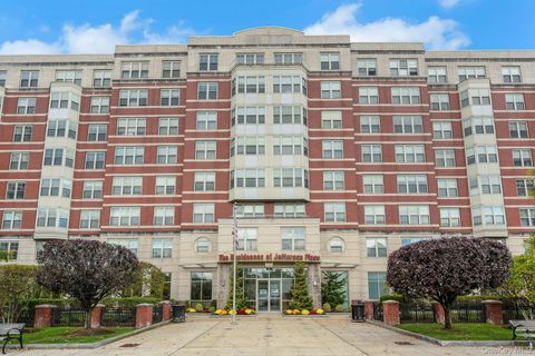 Photo of 300 Mamaroneck Avenue #831, White Plains, NY 10605 (MLS # 930143) Photo of 300 Mamaroneck Avenue #831, White Plains, NY 10605 (MLS # 930143)